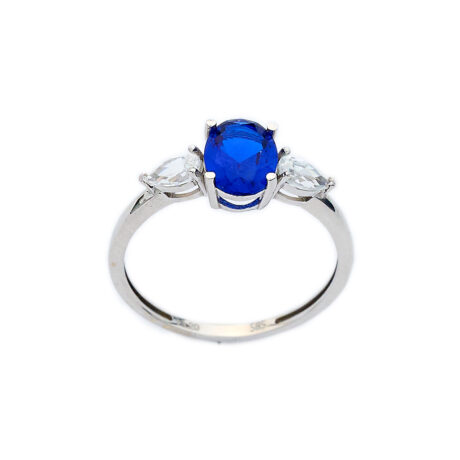 Λευκόχρυσο δαχτυλίδι Κ14 με οβάλ μπλε πέτρα swarovski και λευκές πέτρες swarovski σε κοπή πουάρ